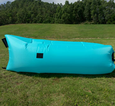 Outdoor inflatable air sack 